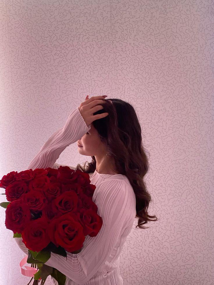 GentleWaveVault workshop space where corporate flower arrangements are designed and prepared for business delivery